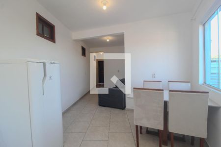 Cozinha de apartamento para alugar com 1 quarto, 50m² em Santa Tereza, Porto Alegre