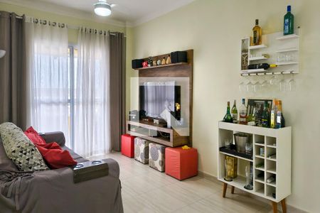 Sala de apartamento para alugar com 1 quarto, 45m² em Nova Mirim, Praia Grande