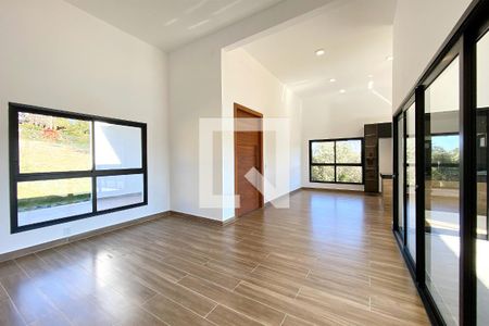Sala de casa de condomínio à venda com 3 quartos, 330m² em Gran Royalle Casa Branca, Brumadinho