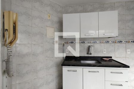 Cozinha - Armários de apartamento para alugar com 2 quartos, 54m² em Jacarepaguá, Rio de Janeiro