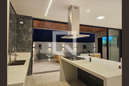 Cozinha de casa de condomínio à venda com 4 quartos, 330m² em Alphaville, Santana de Parnaíba