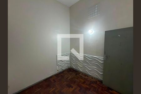 Quarto 01  de casa para alugar com 3 quartos, 100m² em Qnj 39, Brasília