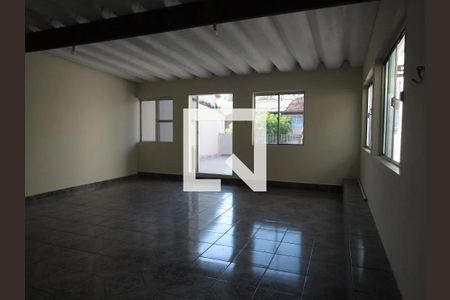Sala de casa à venda com 6 quartos, 297m² em Metalúrgicos, Osasco