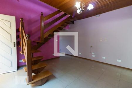 Sala de casa à venda com 6 quartos, 297m² em Metalúrgicos, Osasco