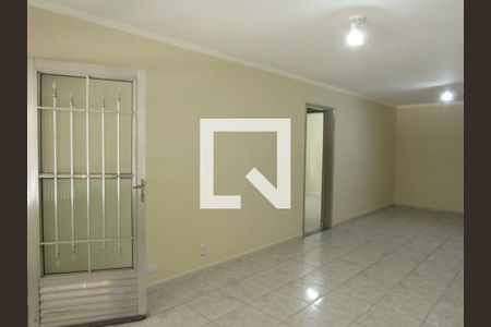 Sala de casa à venda com 6 quartos, 297m² em Metalúrgicos, Osasco