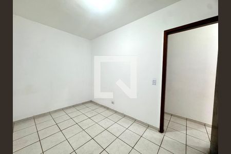 Quarto 2 de casa para alugar com 3 quartos, 110m² em Vila Rosalia, Guarulhos