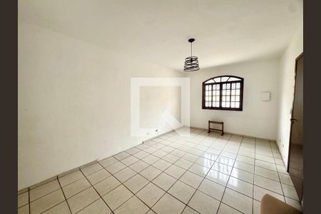Sala de casa para alugar com 3 quartos, 110m² em Vila Rosalia, Guarulhos