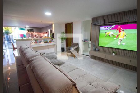 Casa à venda com 5 quartos, 500m² em Setor Habitacional Arniqueira, Brasília
