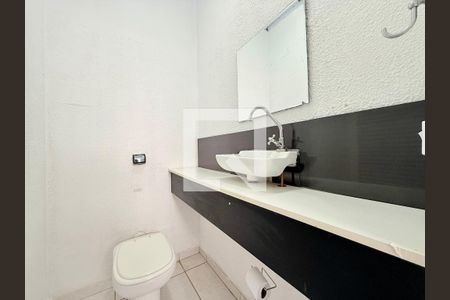 Lavabo de casa para alugar com 2 quartos, 180m² em Cidade Monções, São Paulo