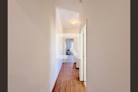 Corredor Quartos de casa para alugar com 2 quartos, 180m² em Cidade Monções, São Paulo