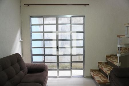 Casa para alugar com 4 quartos, 140m² em Conj. Hab. Sitio Conceicao, São Paulo