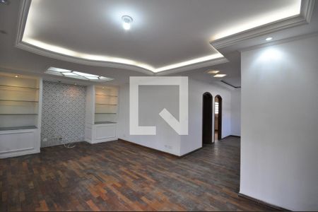 Sala de casa para alugar com 4 quartos, 237m² em Vila Albertina, São Paulo