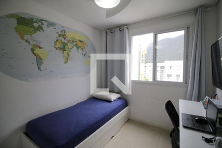 Quarto 1 de apartamento à venda com 2 quartos, 64m² em Camorim, Rio de Janeiro
