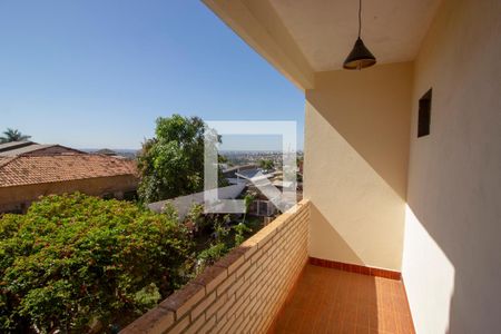 Casa à venda com 7 quartos, 400m² em Colônia Agrícola Samambaia, Brasília