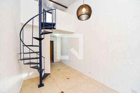 Sala/Cozinha de kitnet/studio para alugar com 1 quarto, 31m² em Rubem Berta, Porto Alegre