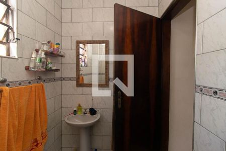 Banheiro  de casa à venda com 3 quartos, 290m² em Jardim Cabucu, São Paulo