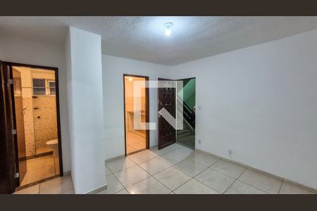 Apartamento à venda com 2 quartos, 46m² em Irajá, Rio de Janeiro
