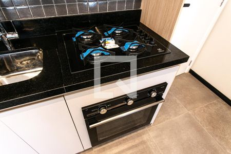 Cozinha - Cooktop e Forno de kitnet/studio para alugar com 1 quarto, 34m² em Vila Gomes Cardim, São Paulo