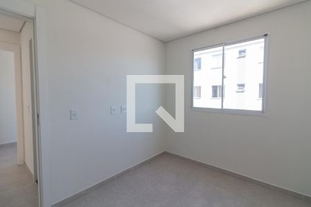 Quarto 1 de apartamento para alugar com 2 quartos, 42m² em Jaguaré, São Paulo