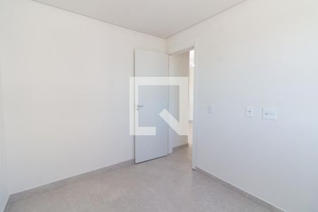 Quarto 1 de apartamento para alugar com 2 quartos, 42m² em Jaguaré, São Paulo