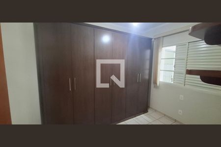 Quarto 1 de casa de condomínio para alugar com 3 quartos, 139m² em (l-13), Ribeirão Preto