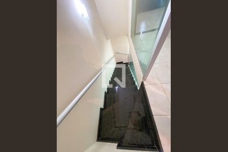 Casa à venda com 3 quartos, 80m² em Eldorado, Contagem