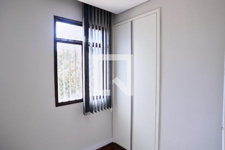 Quarto 1 de apartamento para alugar com 2 quartos, 59m² em Floresta, Belo Horizonte
