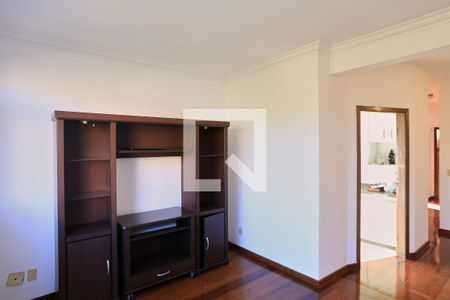 Sala de apartamento à venda com 4 quartos, 220m² em Floresta, Belo Horizonte