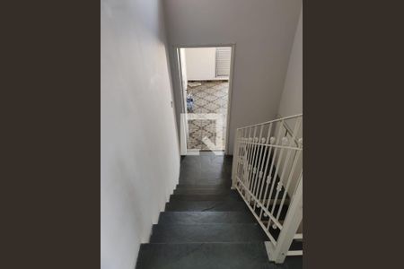 Escada de casa à venda com 3 quartos, 160m² em Vila Penteado, São Paulo