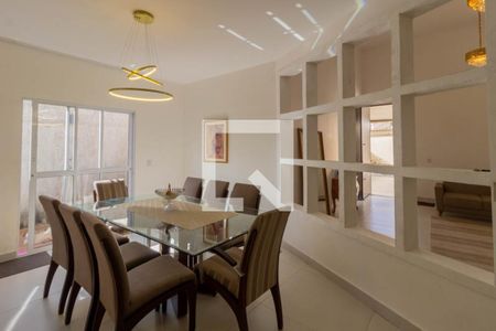 Casa à venda com 5 quartos, 540m² em Colônia Agrícola Samambaia, Brasília