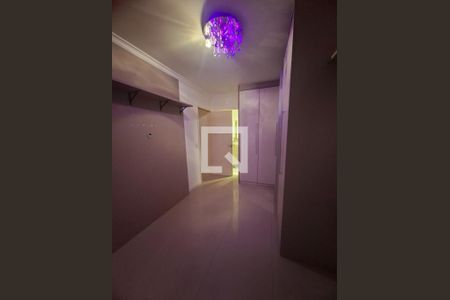 Quarto 2 de apartamento para alugar com 2 quartos, 54m² em Jardim Itu, Porto Alegre