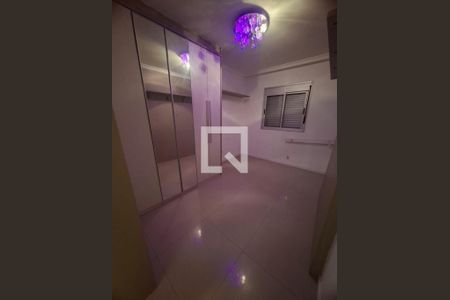 Quarto 2 de apartamento para alugar com 2 quartos, 54m² em Jardim Itu, Porto Alegre