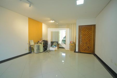 Sala de casa para alugar com 3 quartos, 220m² em Paulicéia, São Bernardo do Campo