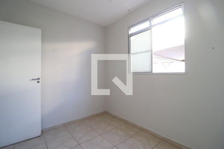 Quarto 2 de apartamento para alugar com 2 quartos, 50m² em Shopping Park, Uberlândia