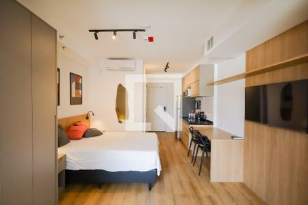 Quarto de kitnet/studio para alugar com 1 quarto, 40m² em Santo Amaro, São Paulo