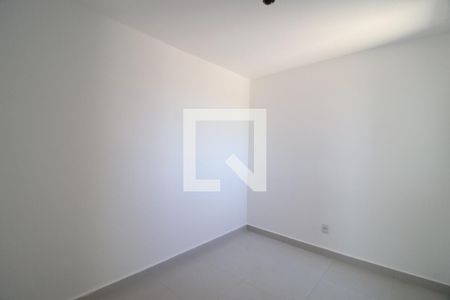 Quarto 1 de apartamento para alugar com 2 quartos, 58m² em Jardim Patricia, Uberlândia
