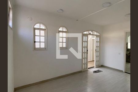 Sala 1 de casa à venda com 3 quartos, 170m² em Vila Yara, Osasco