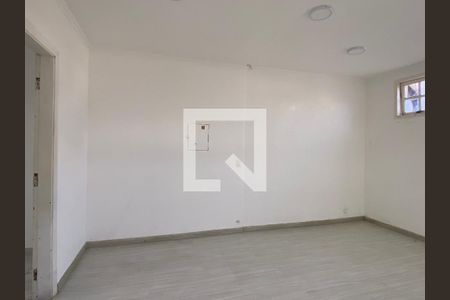 Sala 1 de casa à venda com 3 quartos, 170m² em Vila Yara, Osasco