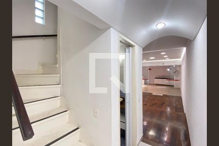 Sala 1 de casa à venda com 3 quartos, 170m² em Vila Yara, Osasco