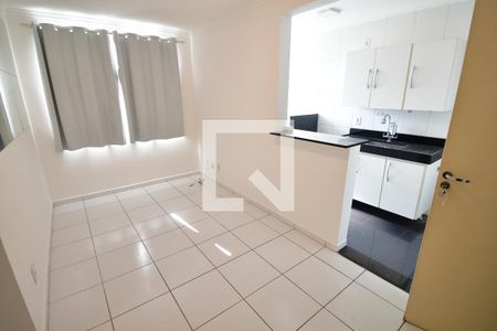 Sala de apartamento para alugar com 2 quartos, 47m² em Vila 31 de Março, Campinas