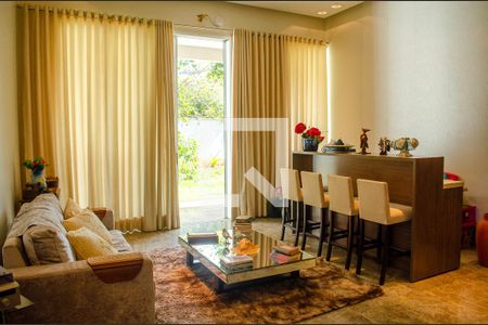 Sala de casa de condomínio à venda com 6 quartos, 498m² em Portal do Sol 2, Goiânia