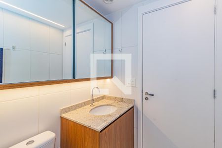 Banheiro de kitnet/studio para alugar com 1 quarto, 31m² em Cidade Monções, São Paulo