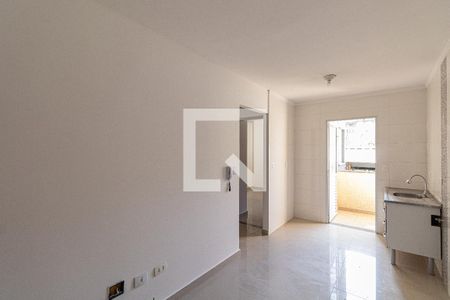 Sala e Cozinha  de apartamento para alugar com 2 quartos, 42m² em Jardim Lideranca, São Paulo