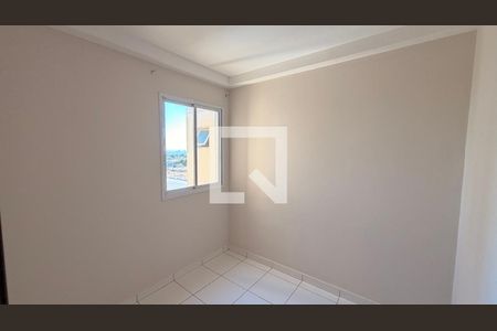 Quarto 1 de apartamento para alugar com 3 quartos, 74m² em Setor Faicalville, Goiânia