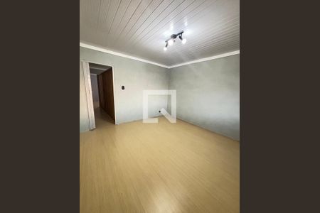 Quarto de casa à venda com 4 quartos, 170m² em Vila Nossa Senhora do Retiro, São Paulo