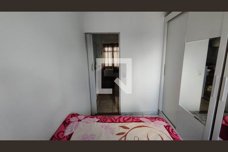 Quarto 1 de apartamento para alugar com 2 quartos, 48m² em Guaianases, São Paulo