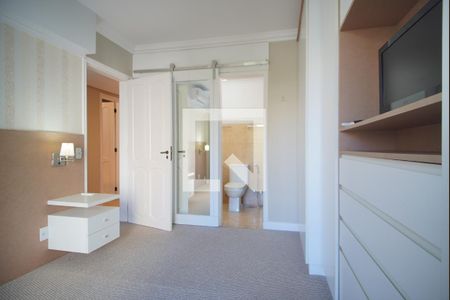 Suíte de apartamento para alugar com 3 quartos, 105m² em Moinhos de Vento, Porto Alegre