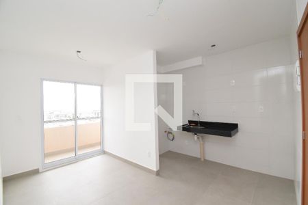 Sala e Cozinha de apartamento para alugar com 2 quartos, 47m² em Bairro Alto, Curitiba