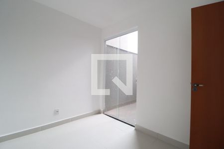 Quarto 1 de apartamento para alugar com 2 quartos, 73m² em Novo Mundo, Uberlândia