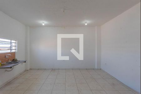 Sala/Quarto/Cozinha de casa para alugar com 1 quarto, 20m² em Jardim dos Oliveiras, Campinas